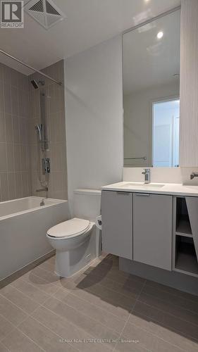 811 - 3883 Quartz Road, Mississauga, ON - Indoor Photo Showing Bathroom