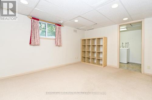 33 Sir Brandiles Place, Markham, ON - Indoor Photo Showing Other Room