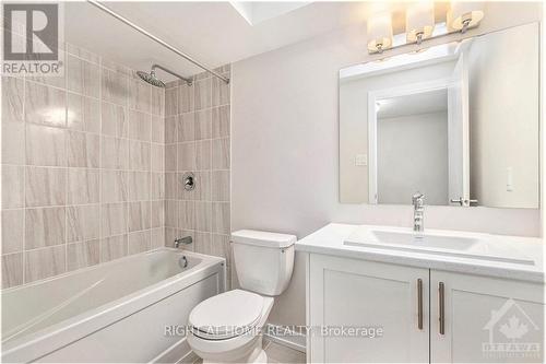 73 Hackamore Crescent, Ottawa, ON - Indoor Photo Showing Bathroom