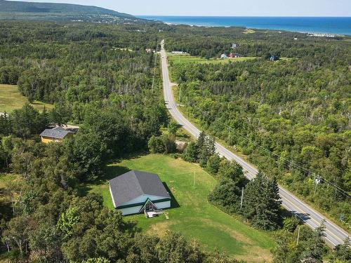 .. 16552 No. 19 Highway, Inverside, NS 