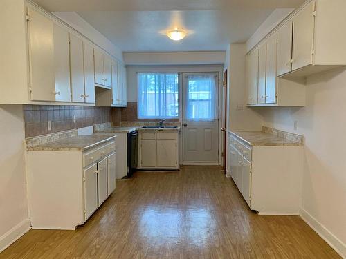 Cuisine - 12188 Rue James-Morrice, Montréal (Ahuntsic-Cartierville), QC - Indoor Photo Showing Kitchen With Double Sink