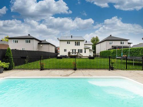 Piscine - 18 Rue Ravel, Saint-Jean-Sur-Richelieu, QC - Outdoor With In Ground Pool With Backyard