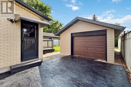 143 Mamelon Street, London, ON - Outdoor With Exterior