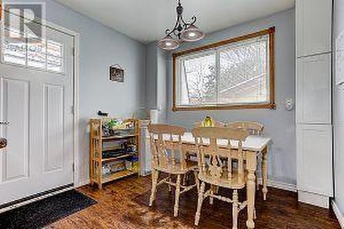 143 Springdale Drive, Barrie (400 North), ON - Indoor Photo Showing Dining Room