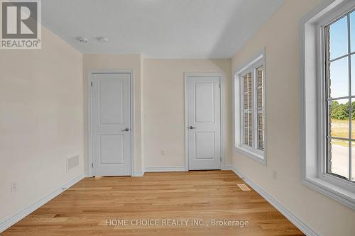 143 Terry Fox Drive, Barrie, ON - Indoor Photo Showing Other Room