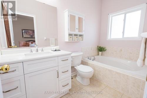 8 Orleans Avenue, Barrie (Innis-Shore), ON - Indoor Photo Showing Bathroom