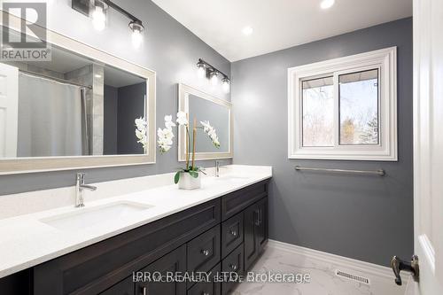 8 Huttonville Drive, Brampton (Huttonville), ON - Indoor Photo Showing Bathroom