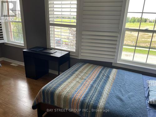 5445 Festival Drive, Mississauga (Churchill Meadows), ON - Indoor Photo Showing Bedroom