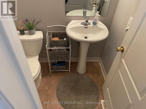 5445 Festival Drive, Mississauga (Churchill Meadows), ON - Indoor Photo Showing Bathroom