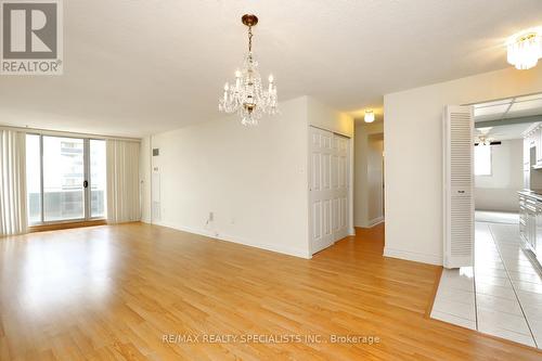 1602 - 820 Burnhamthorpe Road, Toronto (Markland Wood), ON - Indoor