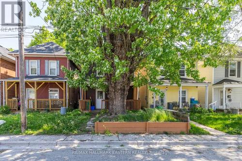 32 Lafayette Avenue, Peterborough (Otonabee), ON - Outdoor With Deck Patio Veranda