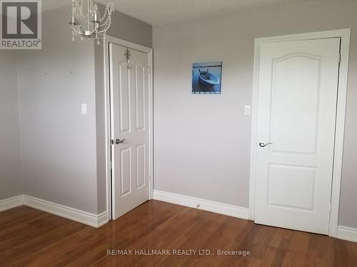 30 Merton Road, Brampton (Brampton North), ON - Indoor Photo Showing Other Room