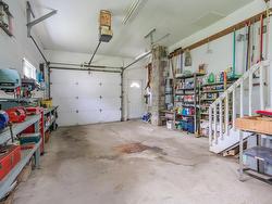 Garage - 