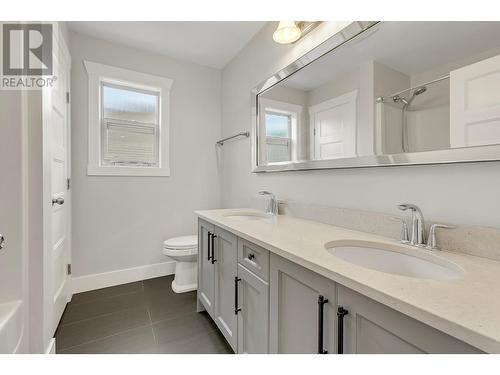 3167 Maurice Drive, Prince George, BC - Indoor Photo Showing Bathroom