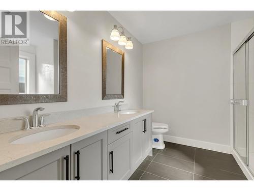 3167 Maurice Drive, Prince George, BC - Indoor Photo Showing Bathroom