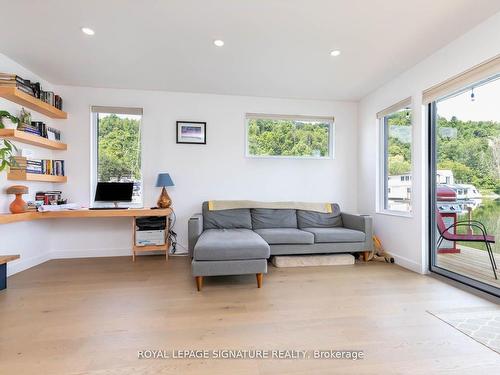 D78-7 Brimley Rd S, Toronto, ON - Indoor Photo Showing Living Room