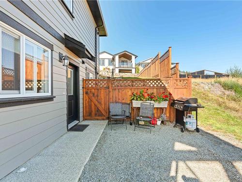 870 Russell Rd, Ladysmith, BC 