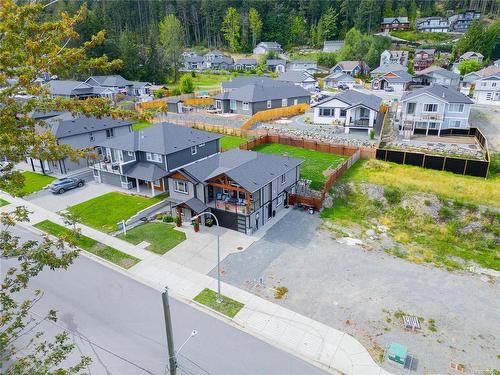 870 Russell Rd, Ladysmith, BC 