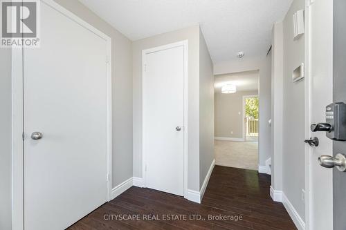 91 Scott Crescent, Barrie (Letitia Heights), ON - Indoor Photo Showing Other Room