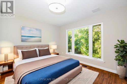 91 Scott Crescent, Barrie, ON - Indoor Photo Showing Bedroom