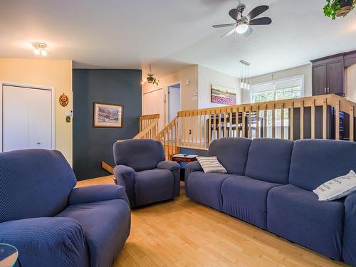 Salon - 2485 Rue Gagnon, Trois-Rivières, QC - Indoor Photo Showing Living Room