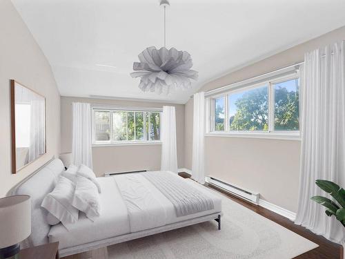 Master bedroom - 353 Av. Glengarry, Mont-Royal, QC - Indoor Photo Showing Bedroom