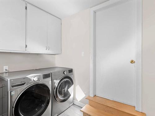 Laundry room - 353 Av. Glengarry, Mont-Royal, QC - Indoor Photo Showing Laundry Room