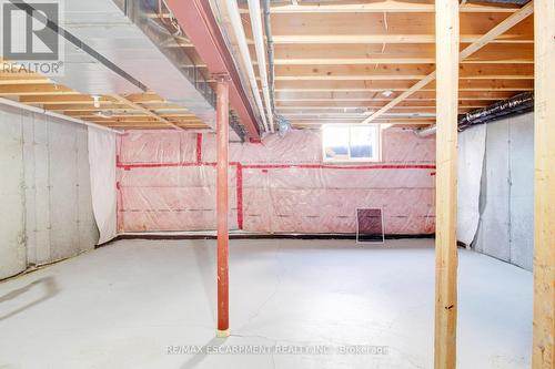 6411 Shapton Crescent, Niagara Falls, ON - Indoor Photo Showing Basement