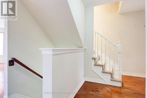 6411 Shapton Crescent, Niagara Falls, ON - Indoor Photo Showing Other Room