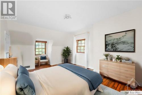 181 Maple Lane, Ottawa, ON - Indoor Photo Showing Bedroom