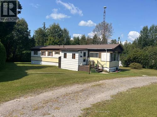 11 Beverly Road, Kawartha Lakes (Janetville), ON - Outdoor With Deck Patio Veranda