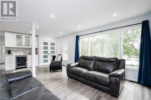 216 Fisher Crescent, Ayton, ON - Indoor Photo Showing Living Room