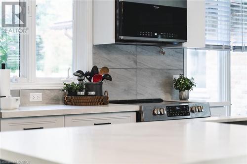 216 Fisher Crescent, Ayton, ON - Indoor Photo Showing Kitchen