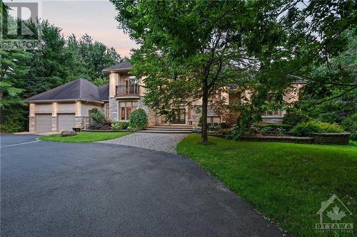 5800 Queenscourt Crescent, Ottawa, ON - Outdoor With Balcony