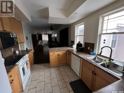 2038 Toronto Street, Regina, SK - Indoor Photo Showing Kitchen With Double Sink