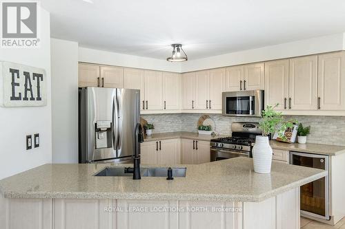 14 Cranberry Heights, Wasaga Beach, ON - Indoor Photo Showing Kitchen With Stainless Steel Kitchen With Upgraded Kitchen