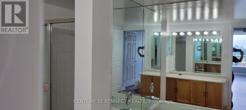 1213 - 4725 Sheppard Avenue E, Toronto, ON - Indoor Photo Showing Bathroom