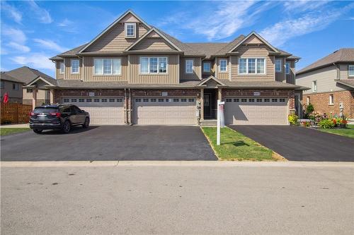 6411 Shapton Crescent, Niagara Falls, ON - Outdoor With Facade