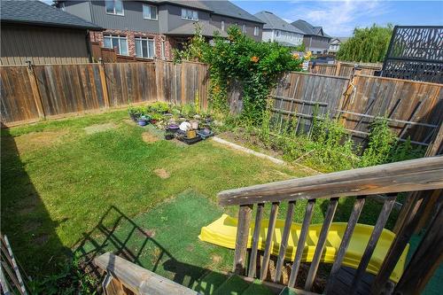 6411 Shapton Crescent, Niagara Falls, ON - Outdoor With Backyard