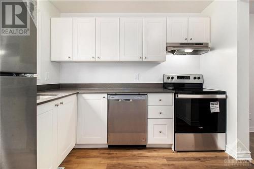 1444 Foxwell St Street, Ottawa, ON - Indoor Photo Showing Kitchen