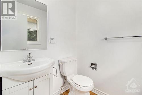 1444 Foxwell St Street, Ottawa, ON - Indoor Photo Showing Bathroom