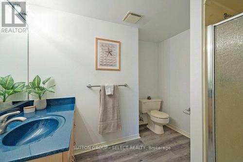 34 - 14 Doon Drive, London, ON - Indoor Photo Showing Bathroom