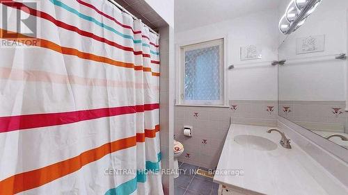 40 Sumner Heights Drive, Toronto (Bayview Village), ON - Indoor Photo Showing Bathroom