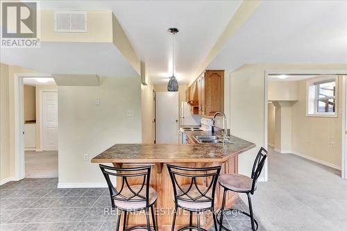 41 Macmillan Crescent, Barrie, ON - Indoor Photo Showing Dining Room