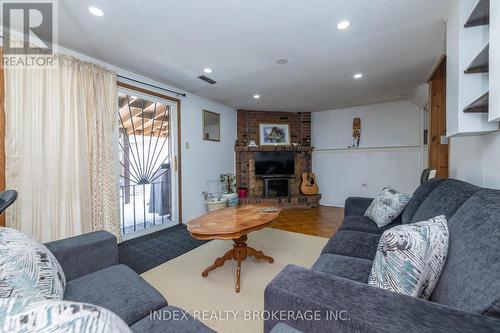 15 Franca Crescent, Toronto (Mount Olive-Silverstone-Jamestown), ON - Indoor Photo Showing Bedroom