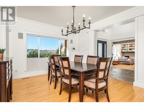 661 Mt. York Drive, Coldstream, BC - Indoor Photo Showing Dining Room