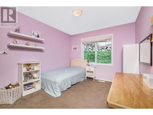 661 Mt. York Drive, Coldstream, BC - Indoor Photo Showing Bedroom