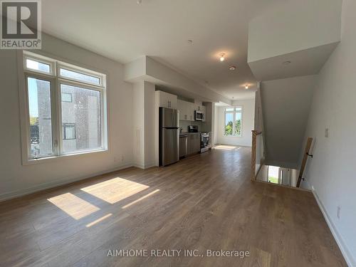 26 - 100 Bartley Drive, Toronto, ON - Indoor Photo Showing Other Room