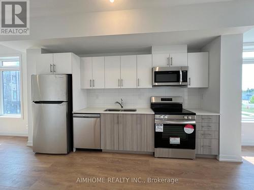 26 - 100 Bartley Drive, Toronto, ON - Indoor Photo Showing Kitchen With Double Sink