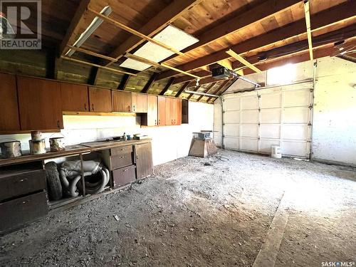 408 Railway Avenue, Rocanville, SK - Indoor Photo Showing Garage